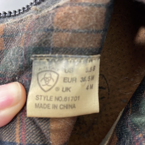 ARIAT ZIP UP BOOTIE 6.5b - Picture 7 of 7